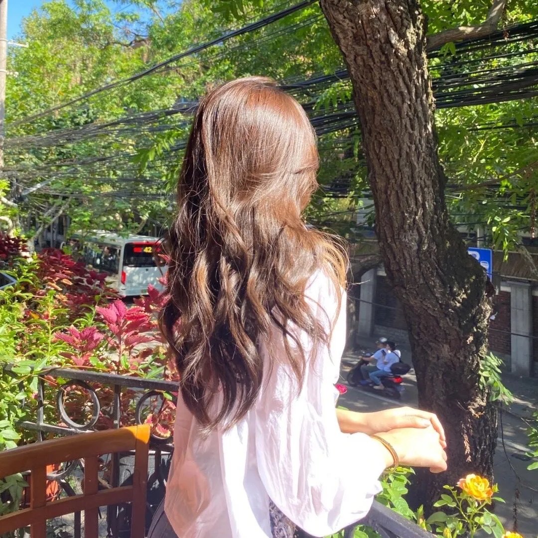 奇怪的角色 海报
